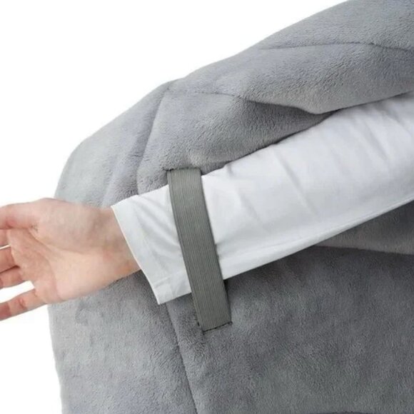 Hands Free Weatherproof Vintage Summit Outdoor Blanket Black - Picture 4 of 7